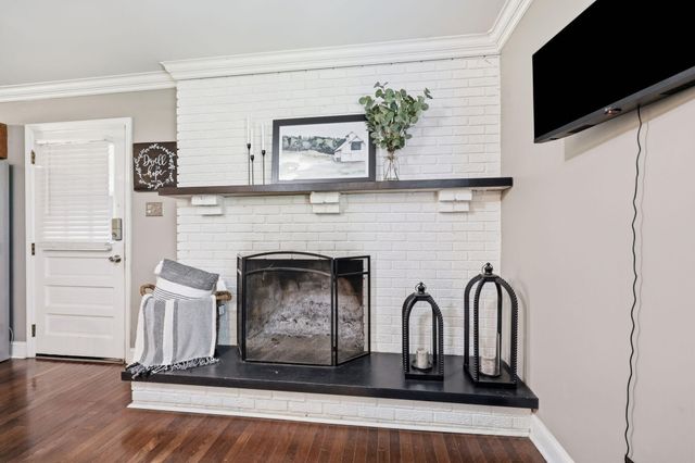 5061 Mt Horeb Pike, Lexington, KY 40511