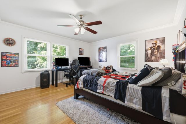 5061 Mt Horeb Pike, Lexington, KY 40511