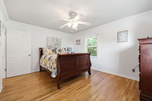 5061 Mt Horeb Pike, Lexington, KY 40511