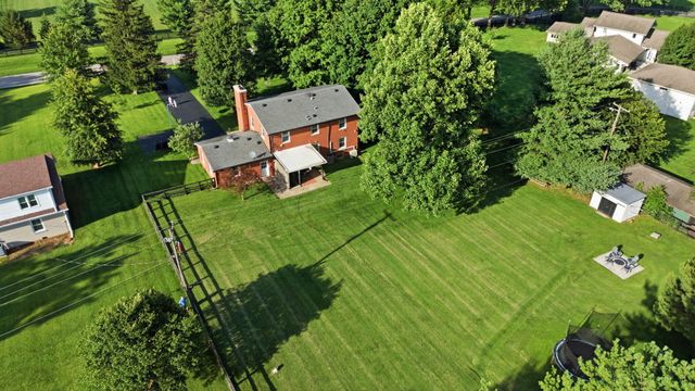 5061 Mt Horeb Pike, Lexington, KY 40511