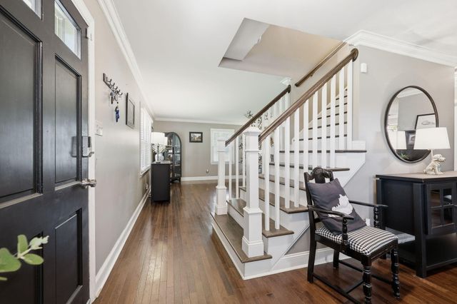 5061 Mt Horeb Pike, Lexington, KY 40511