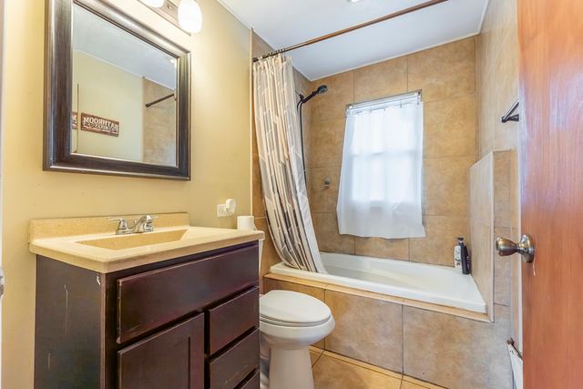 4720 Lincoln Avenue, Lisle, IL 60532