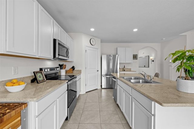 17029 AVON DIVE LANE, Wimauma, FL 33598