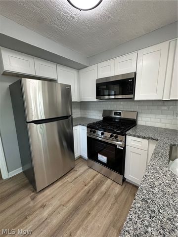 18413 Waterbury Avenue, Maple Heights, OH 44137