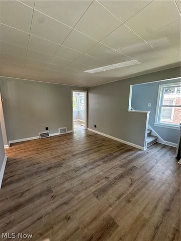 18413 Waterbury Avenue, Maple Heights, OH 44137