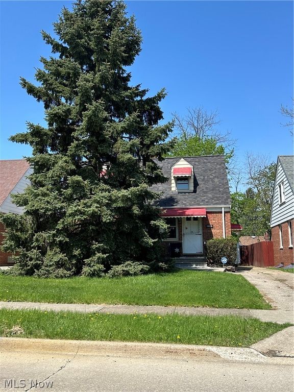 18413 Waterbury Avenue, Maple Heights, OH 44137