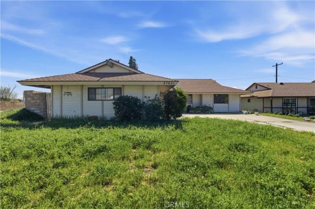 27631 Villa Ave, Highland, CA 92346