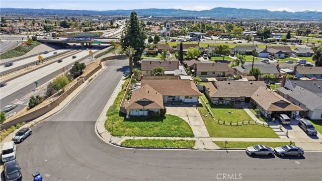 27631 Villa Ave, Highland, CA 92346