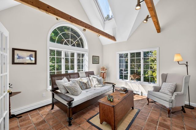 6-12 Snow Way, Orleans, MA 02653