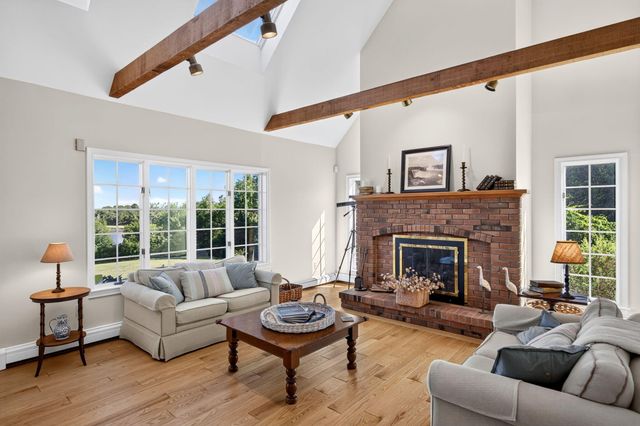 6-12 Snow Way, Orleans, MA 02653
