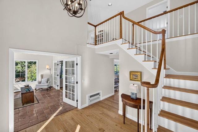 6-12 Snow Way, Orleans, MA 02653