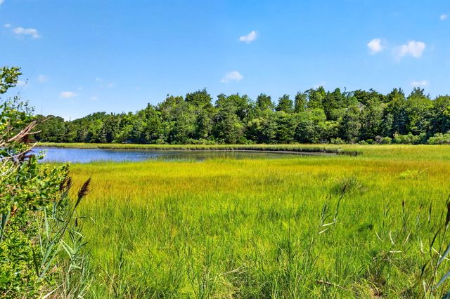 6-12 Snow Way, Orleans, MA 02653