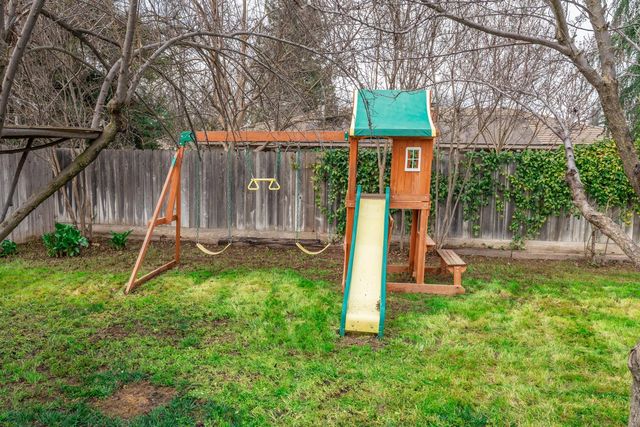 36313 Avenue 12, Madera, CA 93636