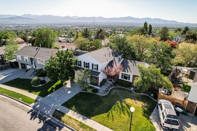 11848 S CEDAR RIDGE RD, Sandy, UT 84094
