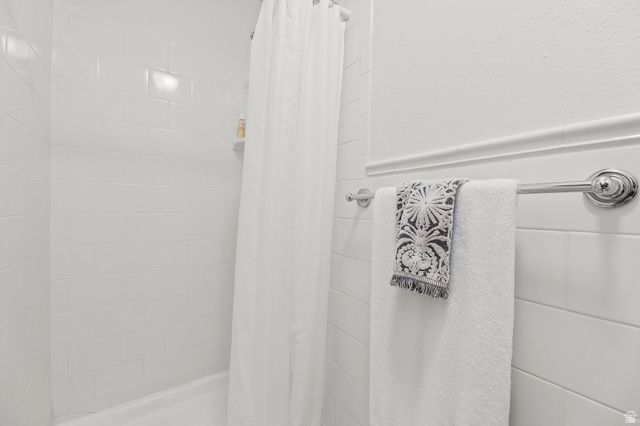 11848 S CEDAR RIDGE RD, Sandy, UT 84094