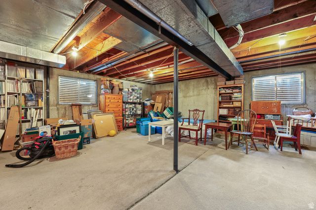 11848 S CEDAR RIDGE RD, Sandy, UT 84094