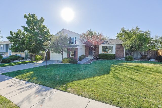 11848 S CEDAR RIDGE RD, Sandy, UT 84094