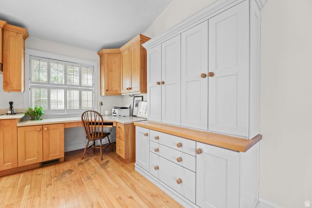 11848 S CEDAR RIDGE RD, Sandy, UT 84094