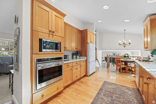 11848 S CEDAR RIDGE RD, Sandy, UT 84094