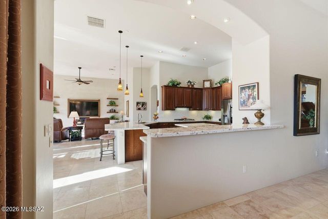 5911 W Sonoran Links Lane, Marana, AZ 85658