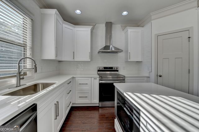 2272 Misty Brook Court, Buford, GA 30519