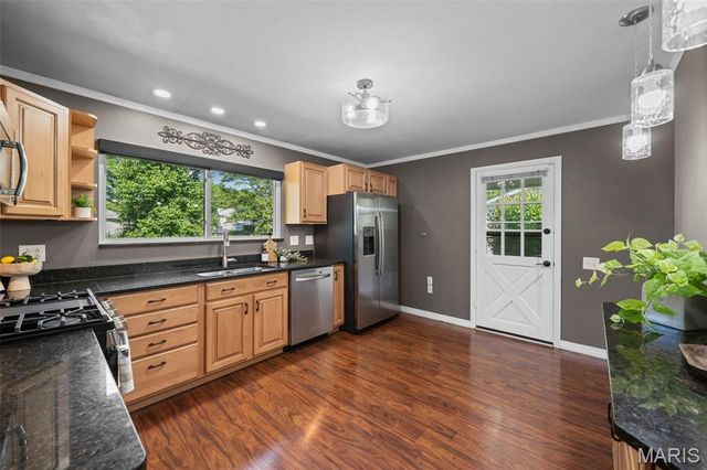 12664 Markaire Drive, St Louis, MO 63146