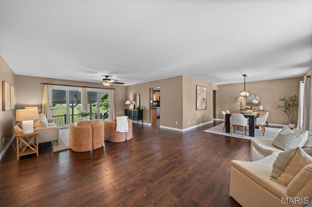 12664 Markaire Drive, St Louis, MO 63146