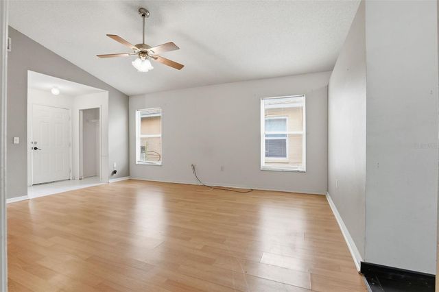 306 DANIELS POINTE DRIVE, Winter Garden, FL 34787