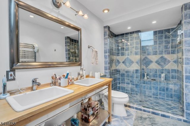 63 Cherrywood Dr, Franklin Twp., NJ 08873