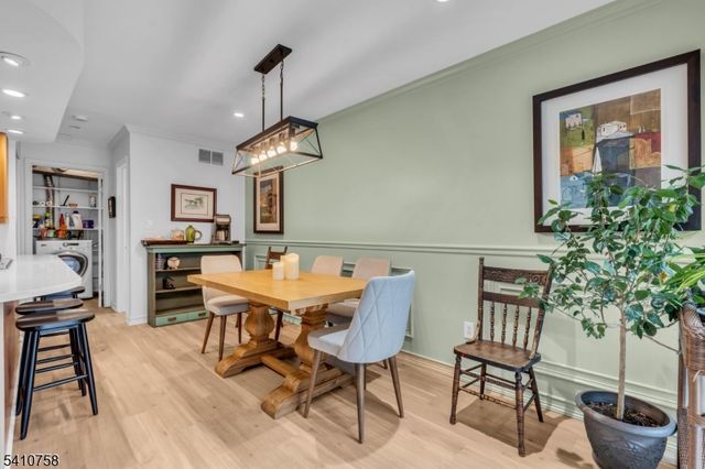 63 Cherrywood Dr, Franklin Twp., NJ 08873