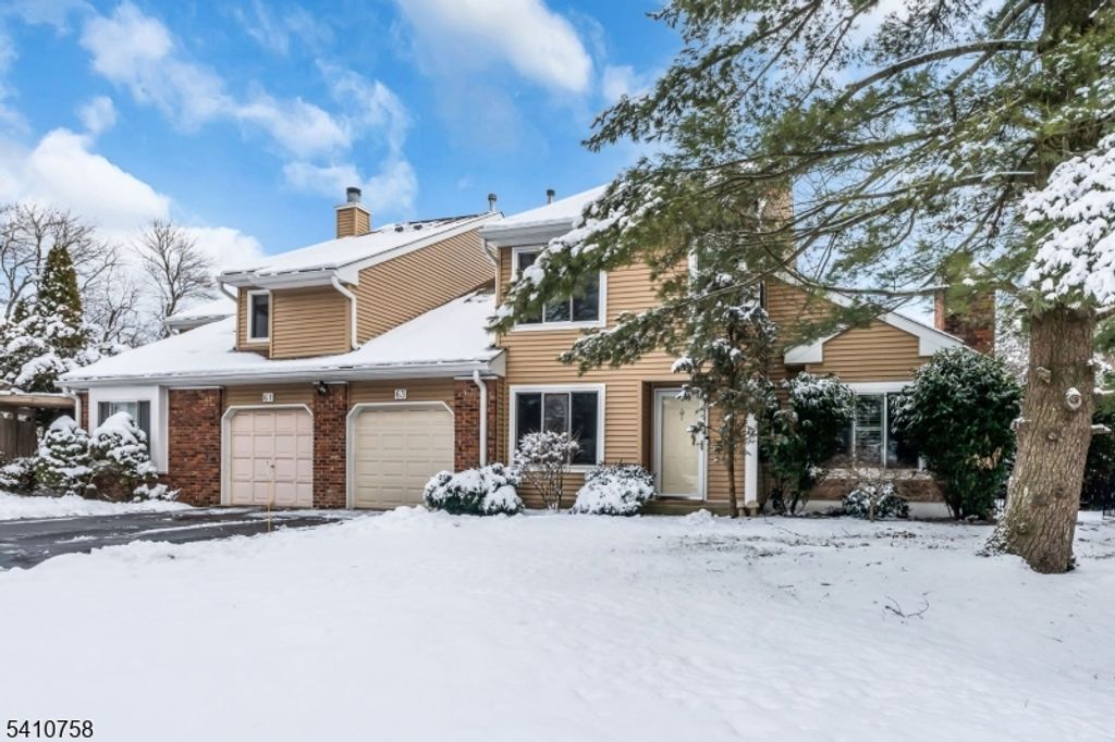 63 Cherrywood Dr, Franklin Twp., NJ 08873