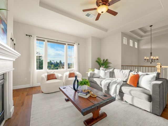 4040 Davenport Ln, Concord, CA 94518