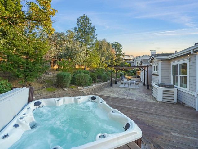 4040 Davenport Ln, Concord, CA 94518