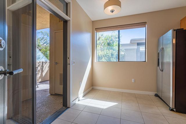 870 E Palm Canyon Drive 202, Palm Springs, CA 92264