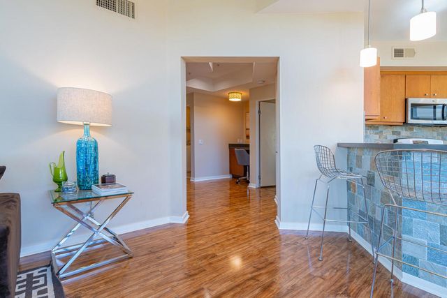 870 E Palm Canyon Drive 202, Palm Springs, CA 92264