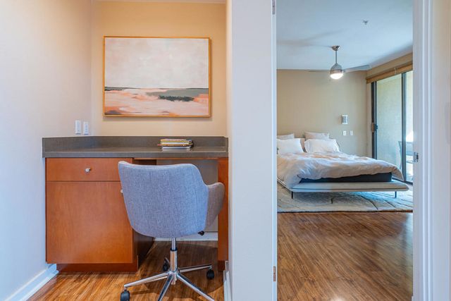 870 E Palm Canyon Drive 202, Palm Springs, CA 92264