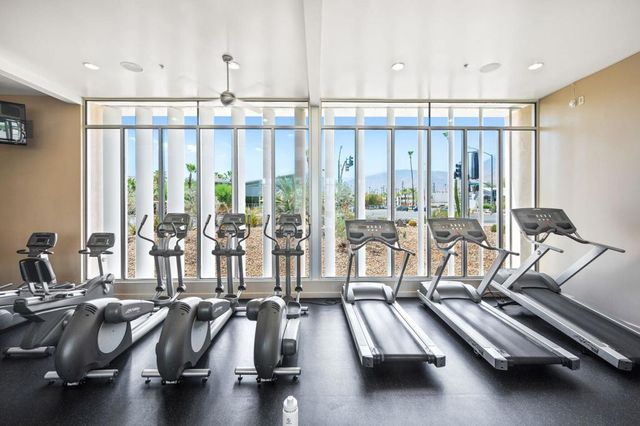 870 E Palm Canyon Drive 202, Palm Springs, CA 92264