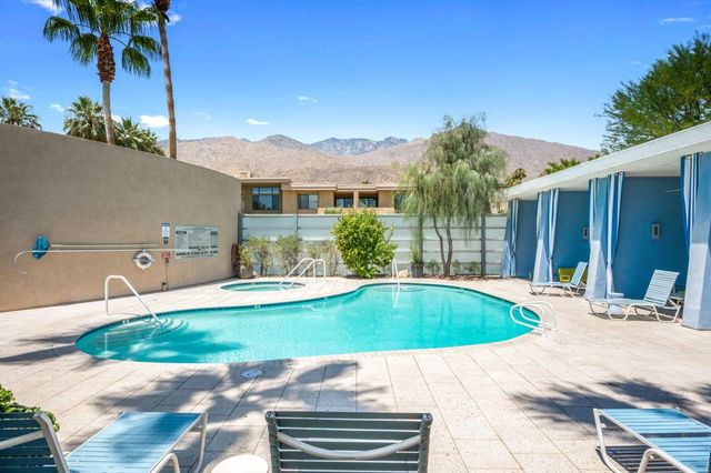 870 E Palm Canyon Drive 202, Palm Springs, CA 92264
