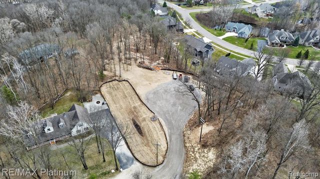 4253 Link Drive, Brighton, MI 48114