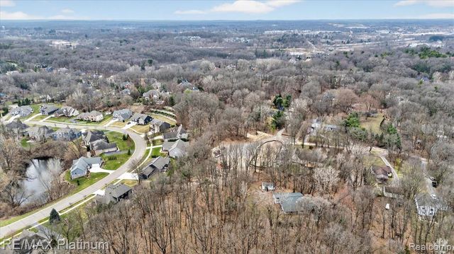 4253 Link Drive, Brighton, MI 48114