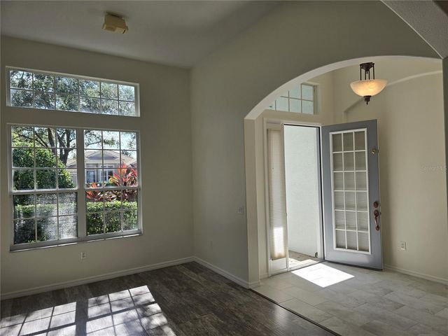 8427 SAILING LOOP, Lakewood Ranch, FL 34202