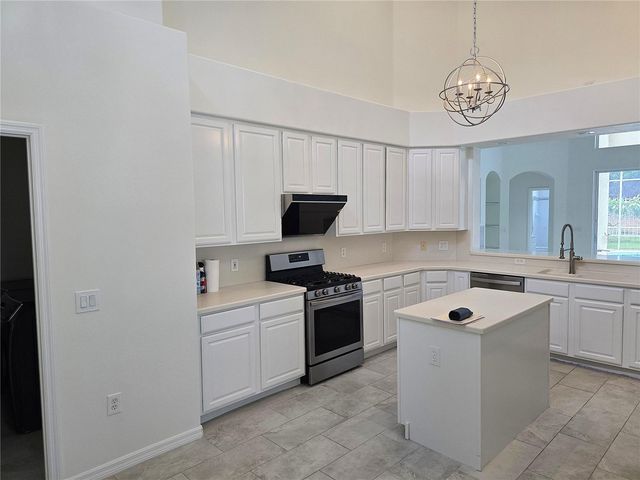 8427 SAILING LOOP, Lakewood Ranch, FL 34202