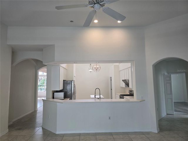 8427 SAILING LOOP, Lakewood Ranch, FL 34202