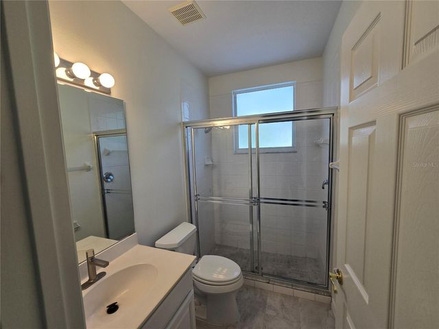 8427 SAILING LOOP, Lakewood Ranch, FL 34202
