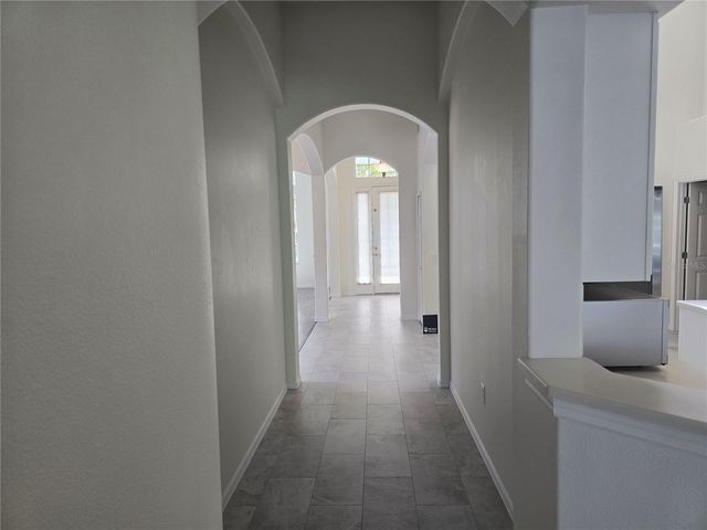8427 SAILING LOOP, Lakewood Ranch, FL 34202