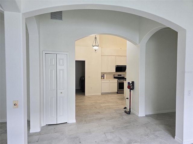 8427 SAILING LOOP, Lakewood Ranch, FL 34202