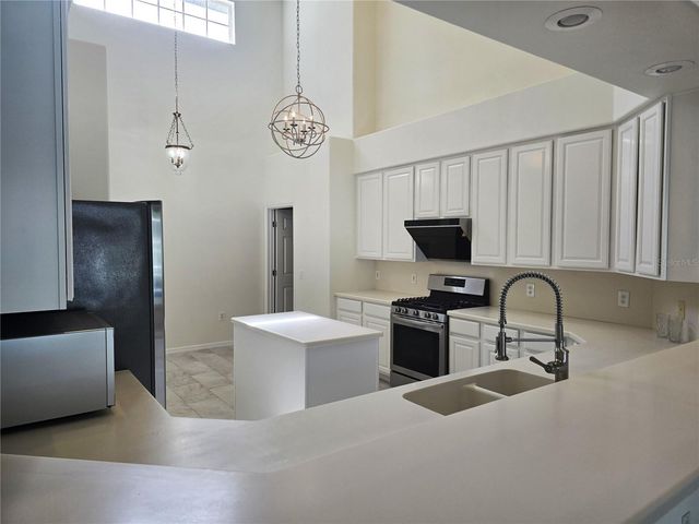 8427 SAILING LOOP, Lakewood Ranch, FL 34202