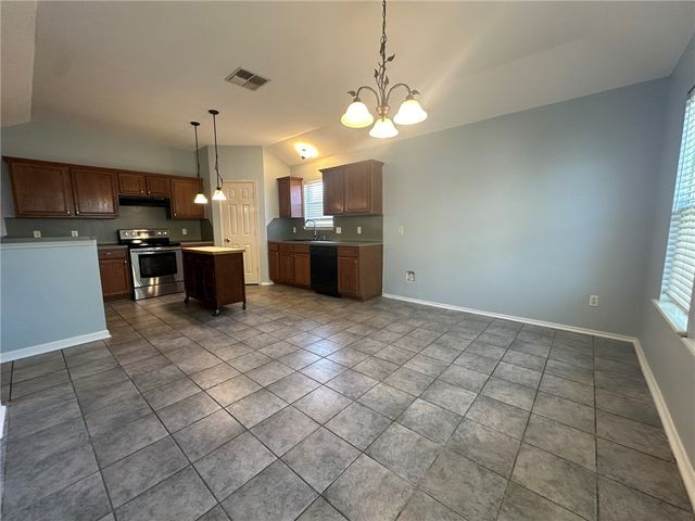 1002 La Mirada, Portland, TX 78374
