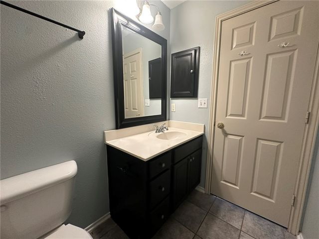 1002 La Mirada, Portland, TX 78374