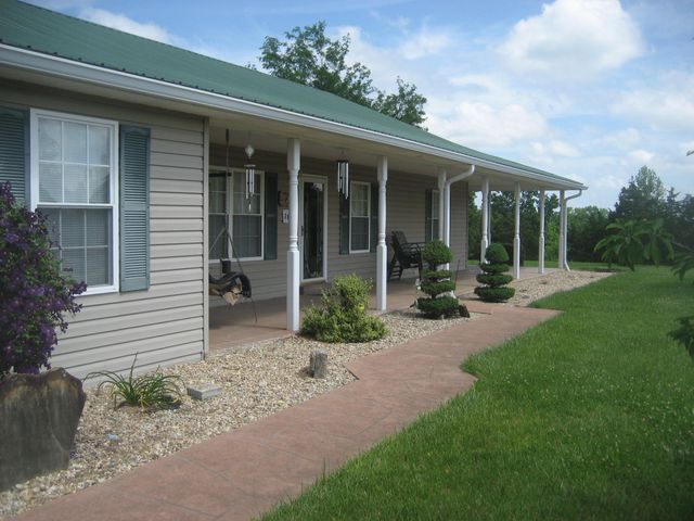 1026 Sea Ridge Road, Lawrenceburg, KY 40342